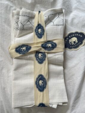 John Robshaw textiles white line silver stitch large napkins $70 retail NEW